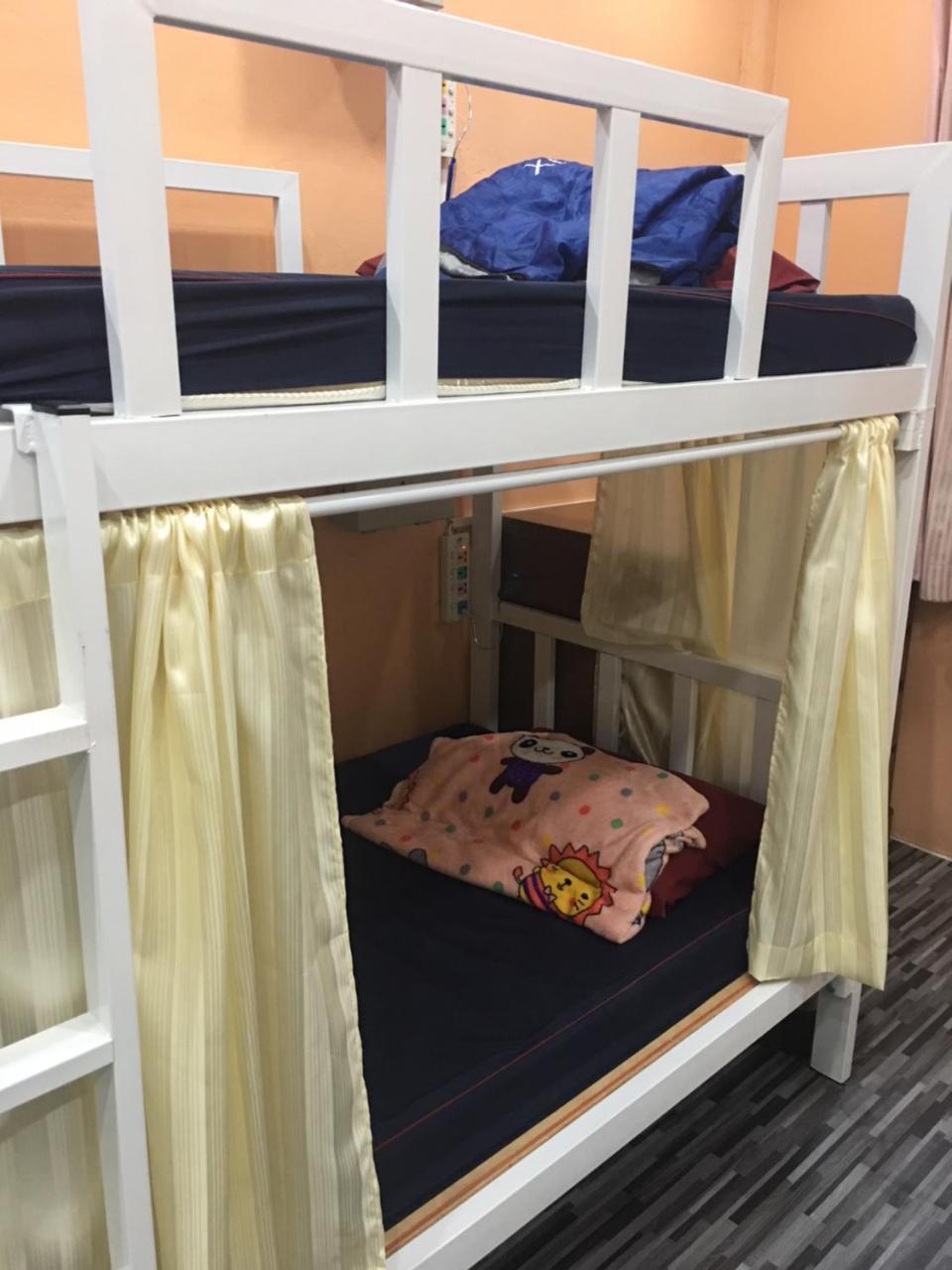 Ama Hostel バンコク都 エクステリア 写真